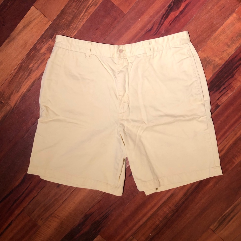 Vineyard Vines Yellow Khaki Shorts